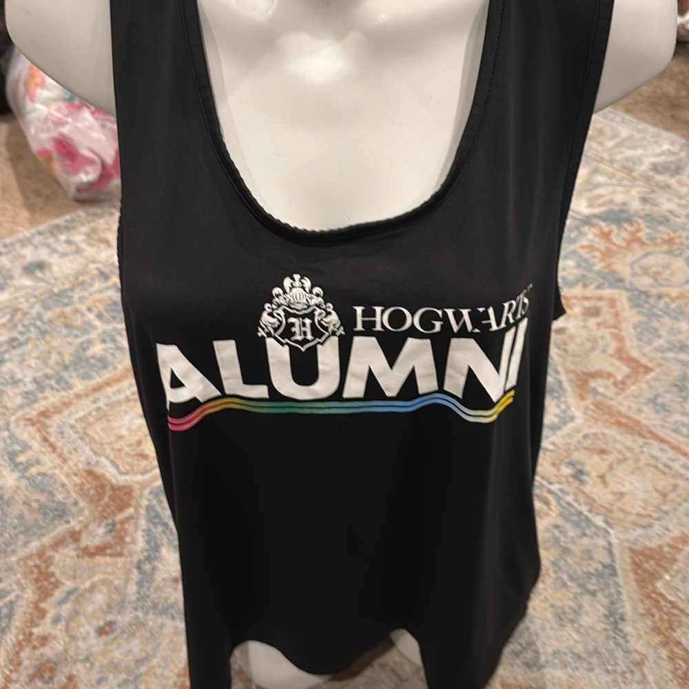 Harry Potter Hogwarts Alumni Criss Cross Activewear‎ Gym Tank Top- XL Women’s
